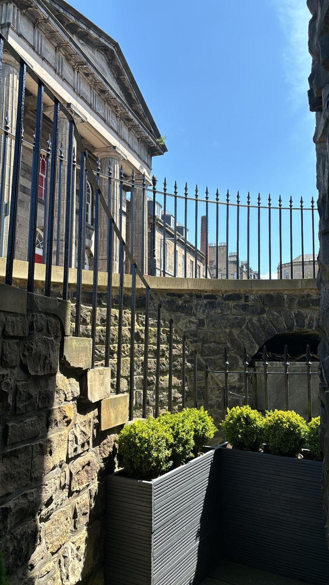 Cosy Georgian Flat — Photos 3